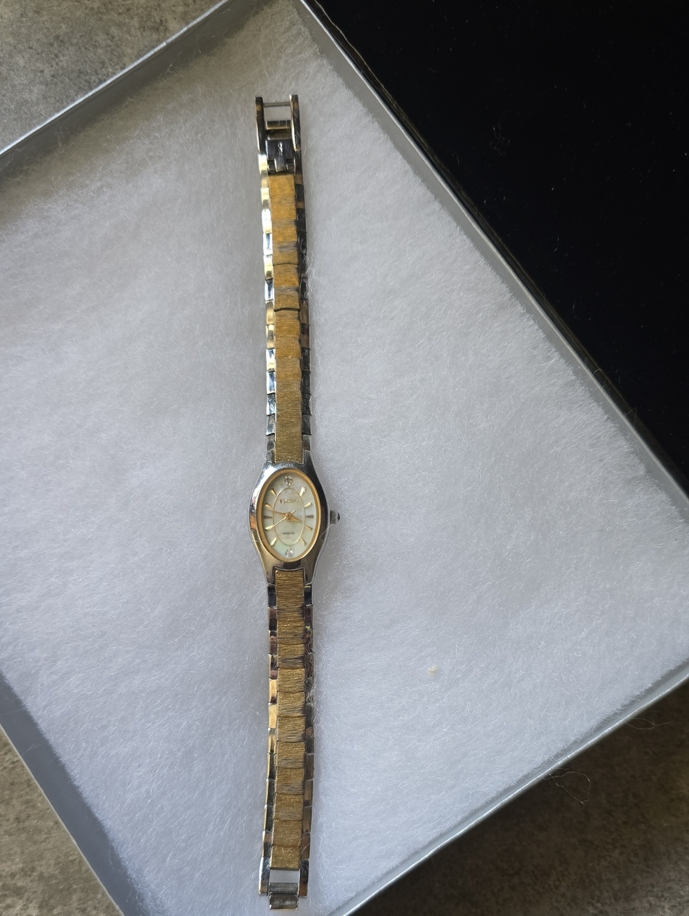 Elgin Gold-Tone Women's Bracelet Watch - Mother Of Pearl.
